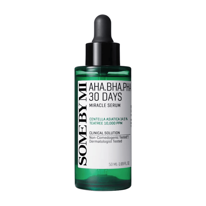 Some By Mi AHA, BHA, PHA 30 Days Miracle Serum är en kraftfull serum som revolutionerar din hudvård! Med 14,5% centella asiatica och 10,000 ppm te-trädolja, erbjuder denna formel en intensiv behandling mot orenheter och ojämn hudton. Serumet är dermatologiskt testat och icke-komedogent, vilket gör det säkert för alla hudtyper, inklusive känslig hud. Efter bara 30 dagar kan du förvänta dig synliga förbättringar i hudens klarhet och struktur. Återfukta, lugna och ge din hud den kärlek den förtjänar!