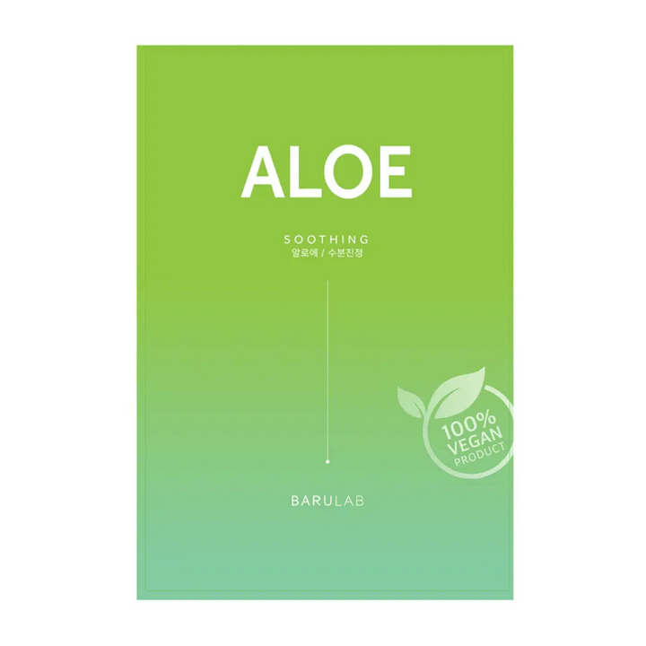 En förpackning av BARULAB-produkten "Aloe Soothing" mask, som också är märkt som "100% Vegan Product". Förpackningen är enhetligt ljusgrön i färgen.